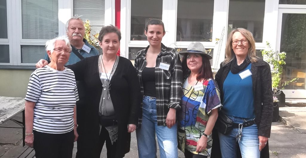 FAZ Fennpfuhl Oster-Event, Gruppenbild mit Team und Ehrenamtlichen